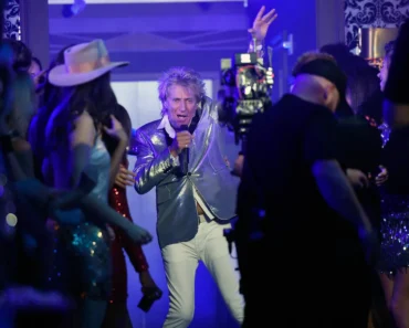 Rod Stewart’s Las Vegas Residency Made $57 Million